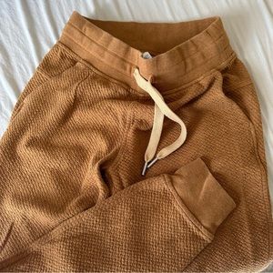 Lululemon Warm Down Women’s Joggers Brown Size 4 Sweatpants